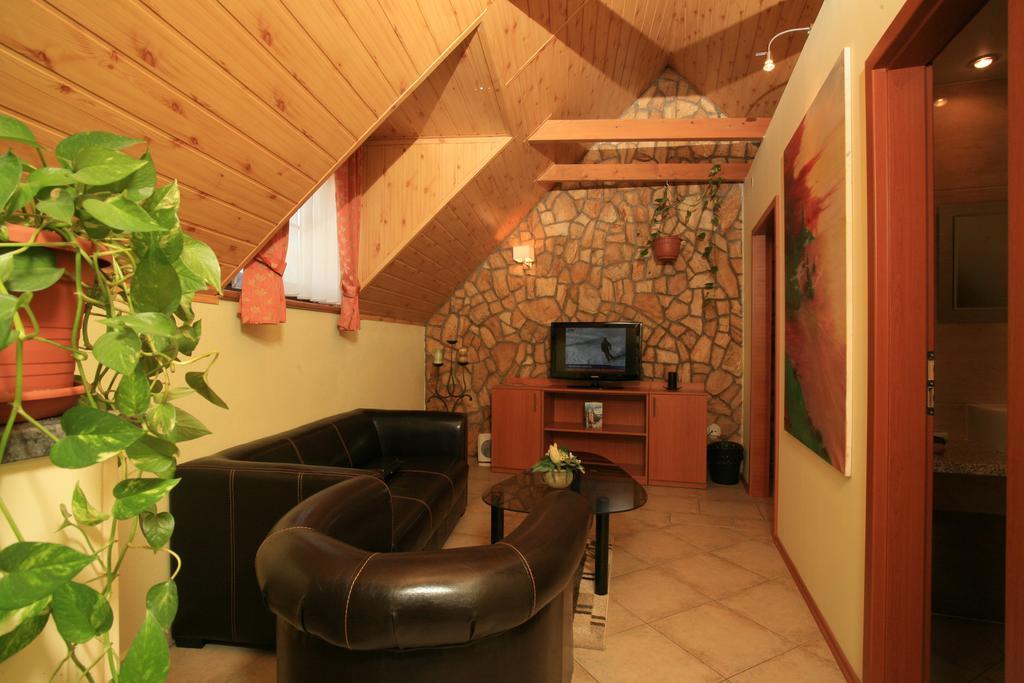 Ferdinand Penzion Moldava nad Bodvou Room photo